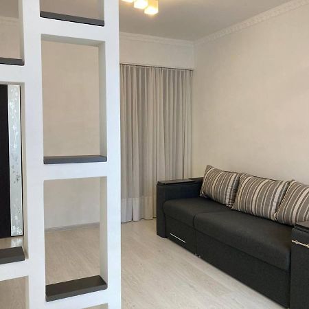 New Cosy Apartment Lviv Ngoại thất bức ảnh